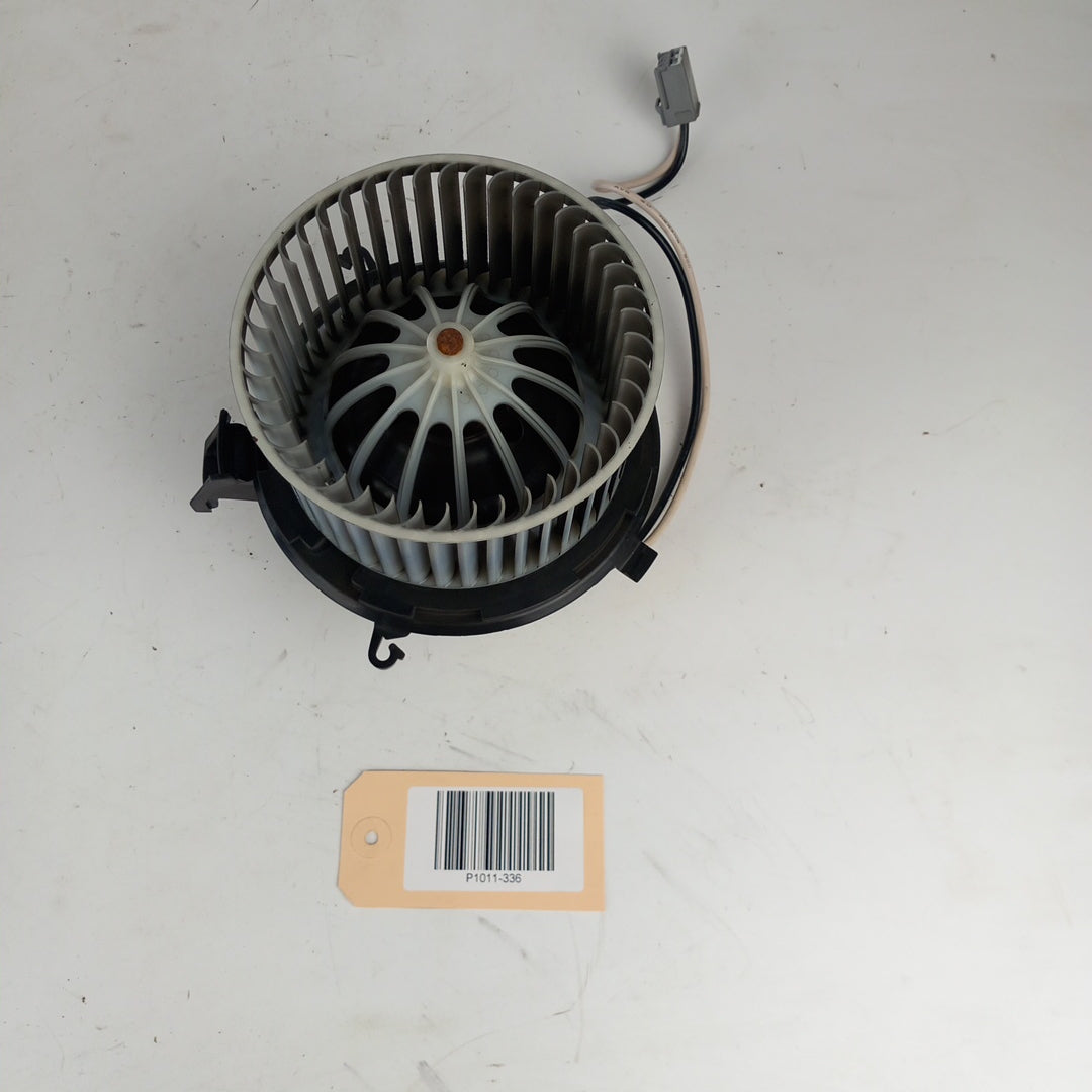 Вентилатор парно RHD Opel Astra J