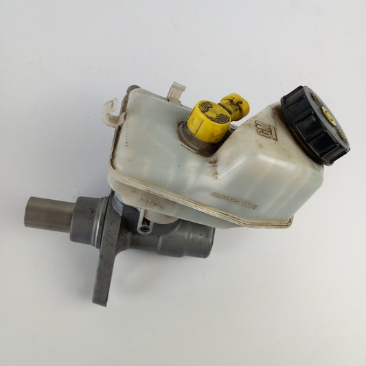 Главен спирачен цилиндър RHD десен волан Opel Astra J