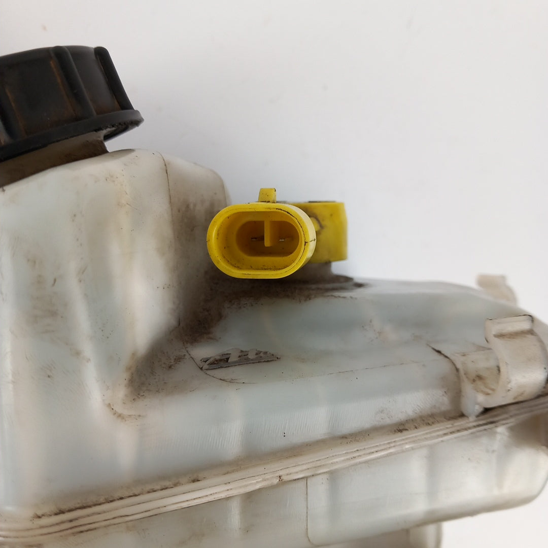 Главен спирачен цилиндър RHD десен волан Opel Astra J