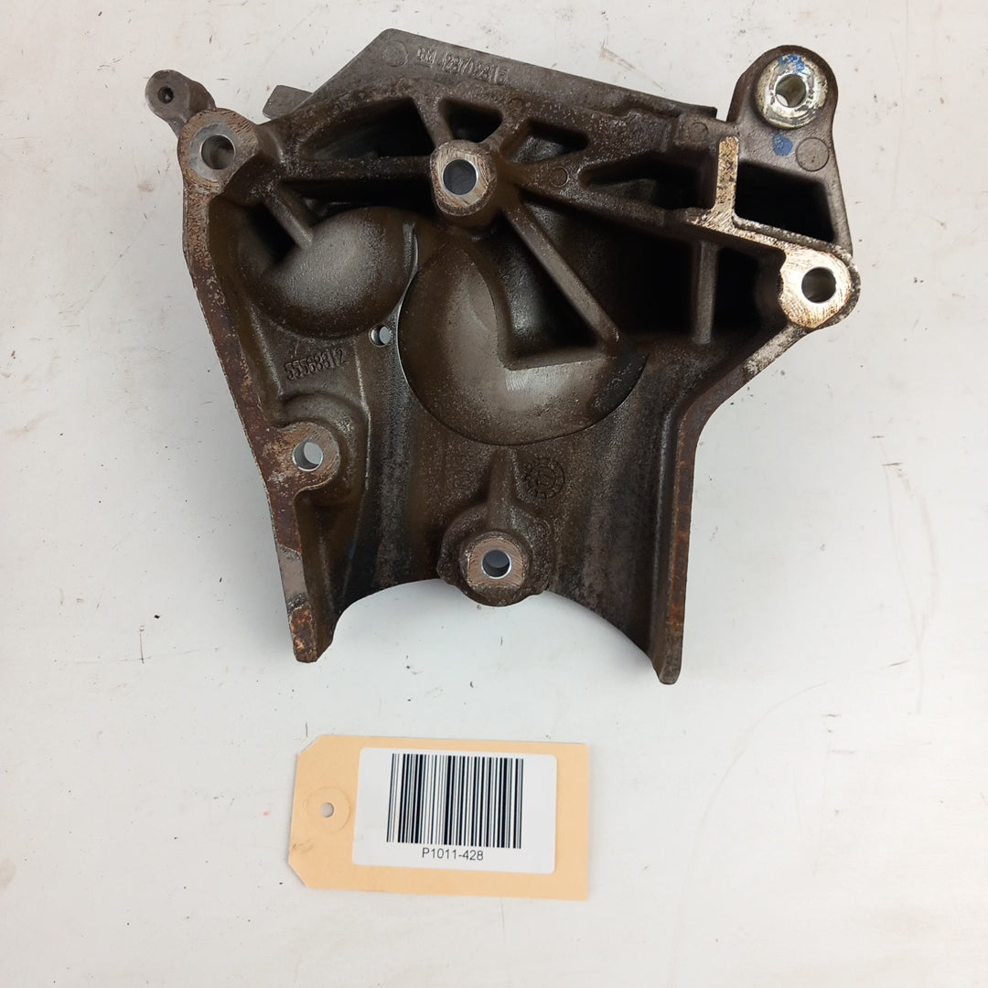 Скоба дясна закрепване двигател Opel Astra J 2,0 CDTI