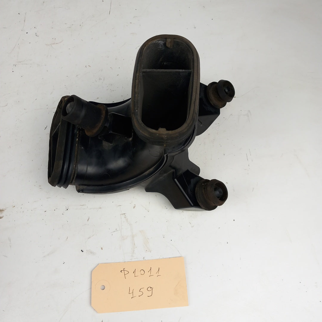 Въздуховод всмукателен въздушен филтър Opel Astra J 2,0 CDTI