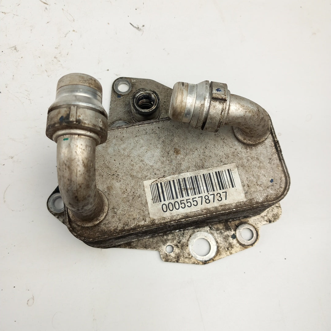 Маслен радиатор охладител двигателно масло Opel Astra J 2,0 CDTI