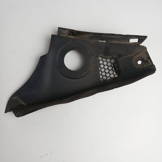 Капак десен лостов механизъм чистачки Opel Astra J