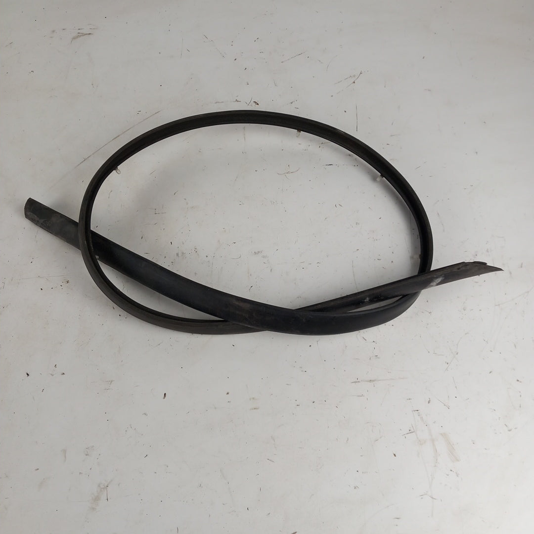 Гумено уплътнение праг десен Opel Astra J