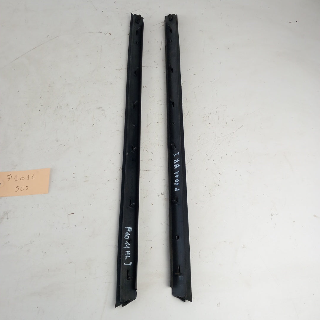 Лайсни уплътнение кора задна лява дясна врата Opel Astra J