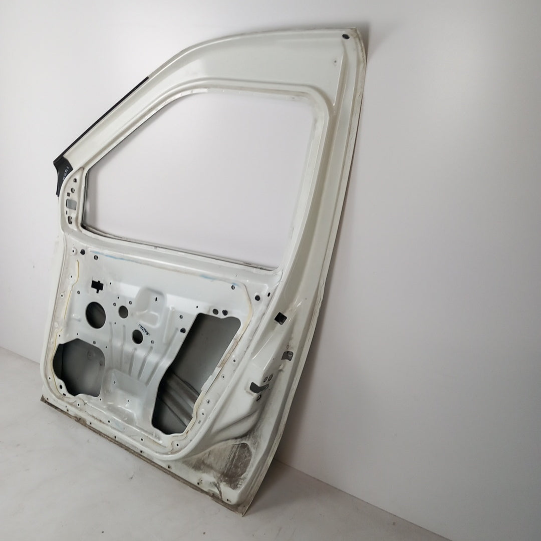 Предна дясна врата бяла  Fiat Doblo 263