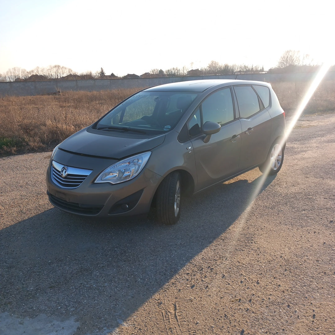 Opel Meriva B 1,7 CDTI A17DTS Brown 2011 / S1008 снимки