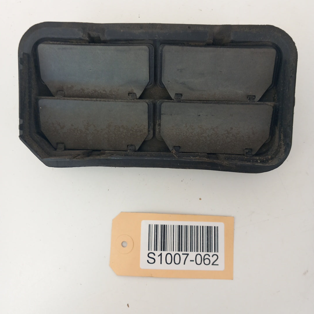 Отдушник на каросерия отзад дясно ляво Opel Meriva B