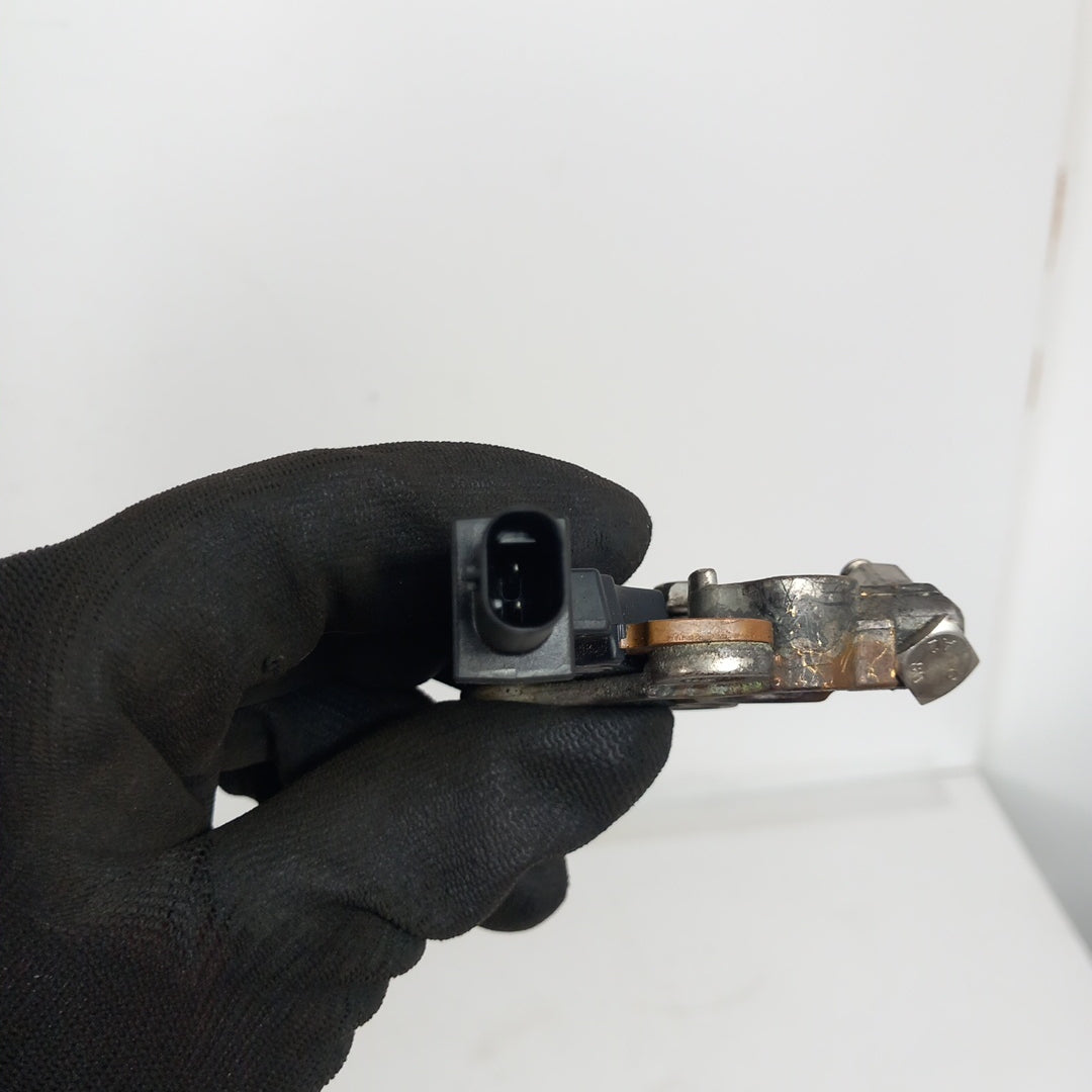 Датчик сензор ток акумулатор Opel Insignia A