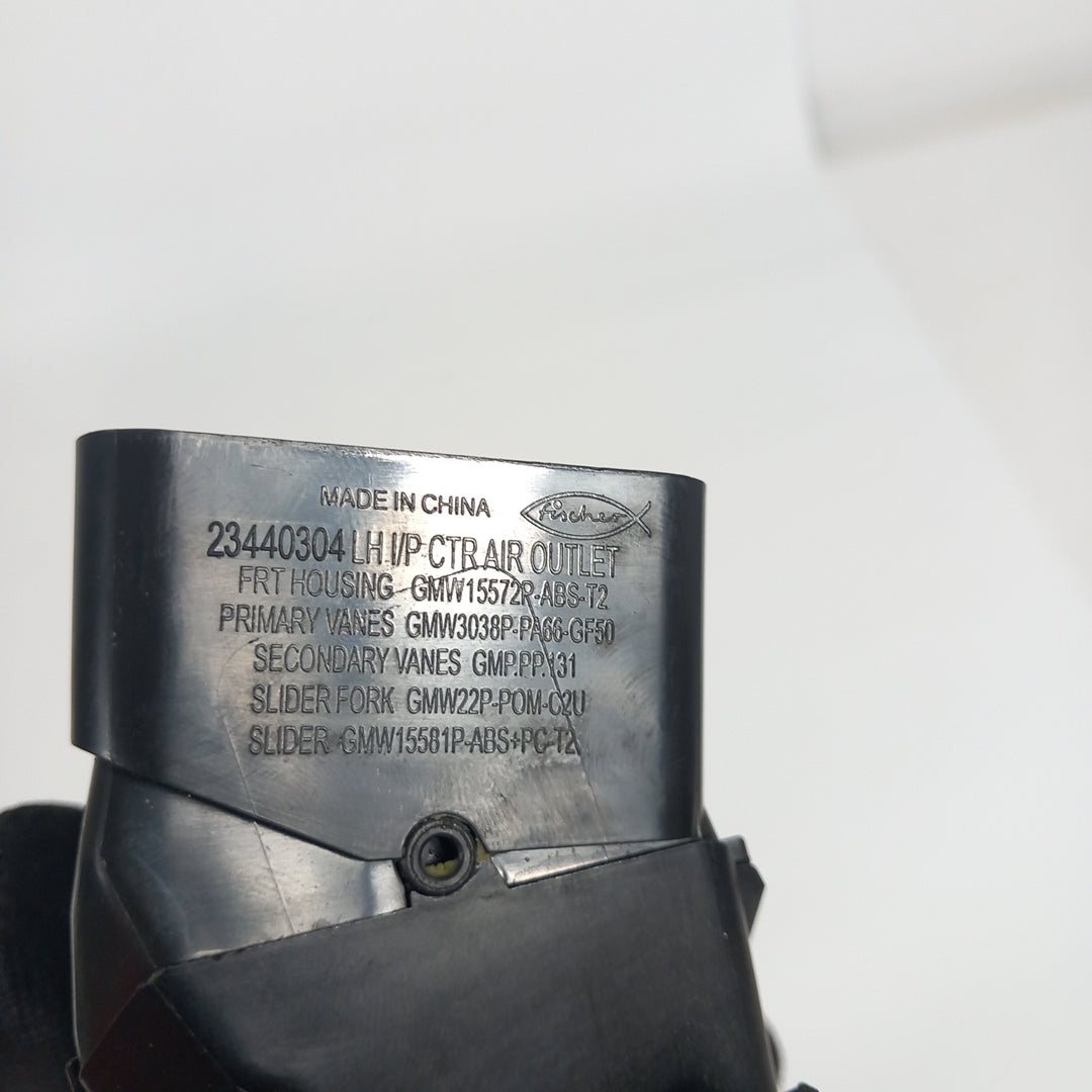 Въздуховод вентилационна решетка табло средна лява Opel Insignia A Facelift