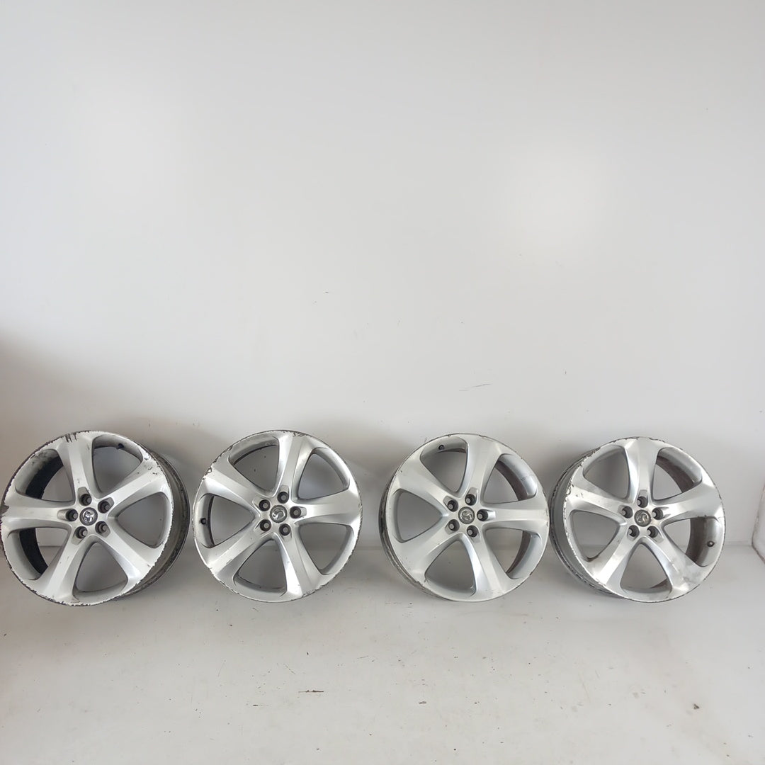 Комплект 19'' цола алуминиеви джанти 19x8J IS46 ET46 5x115 Opel Astra J