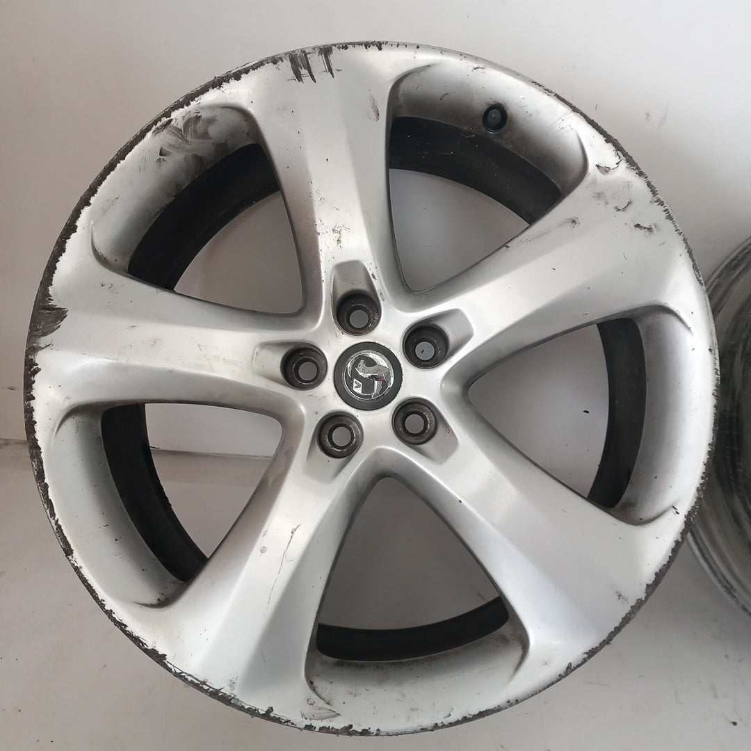 Комплект 19'' цола алуминиеви джанти 19x8J IS46 ET46 5x115 Opel Astra J