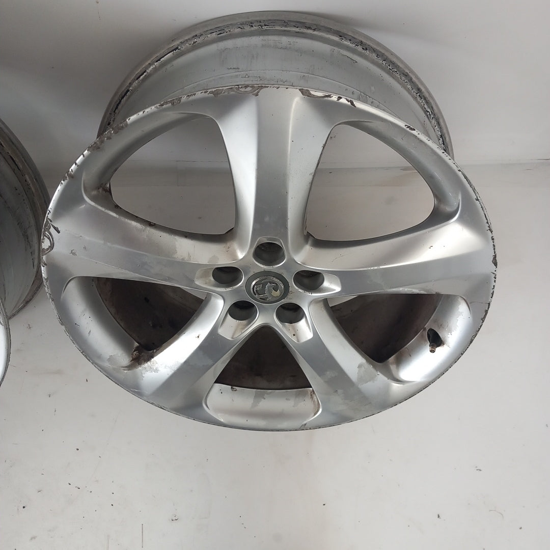 Комплект 19'' цола алуминиеви джанти 19x8J IS46 ET46 5x115 Opel Astra J