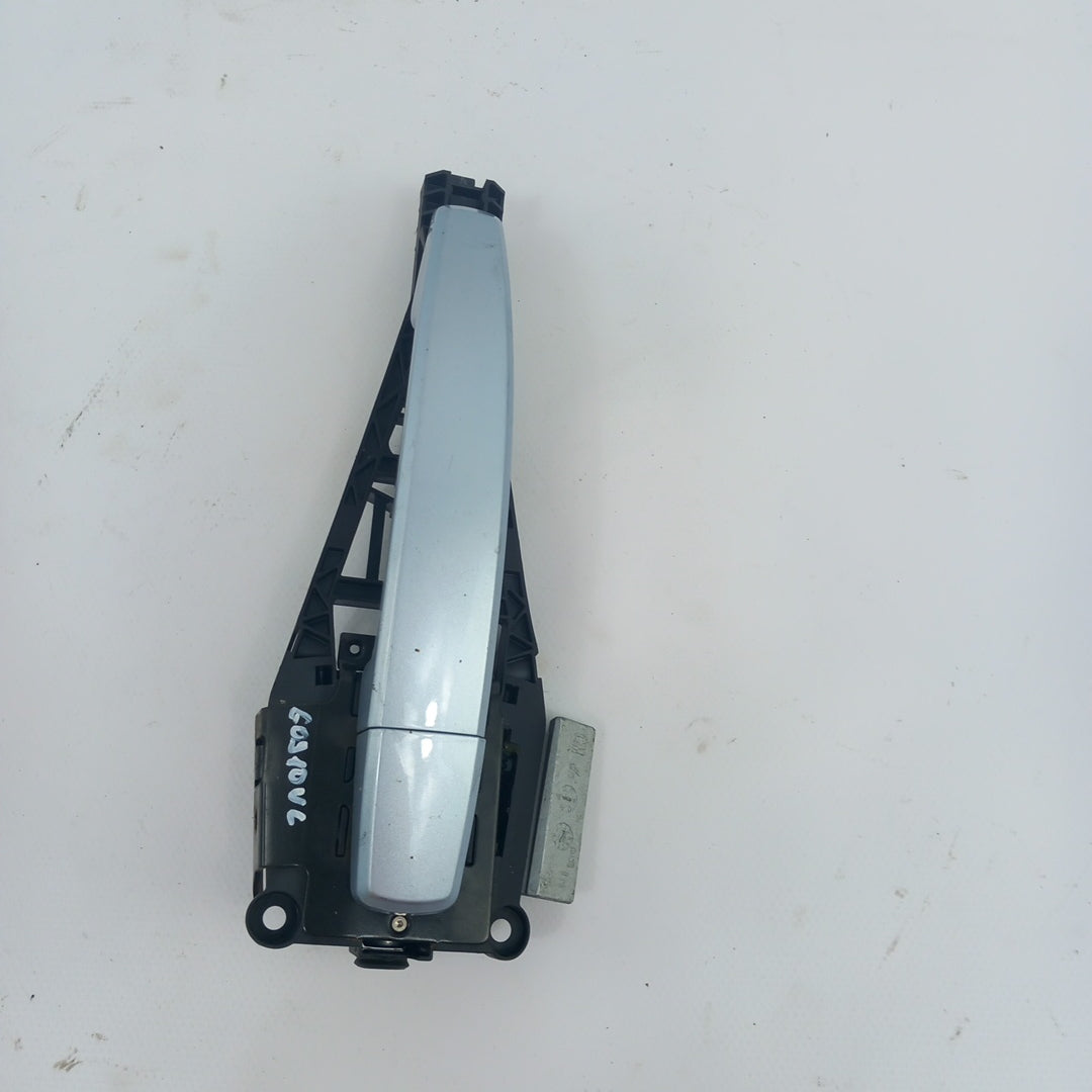 Дръжка врата външна предна лява Z189 Diamond Silver RHD Opel Insignia A Facelift