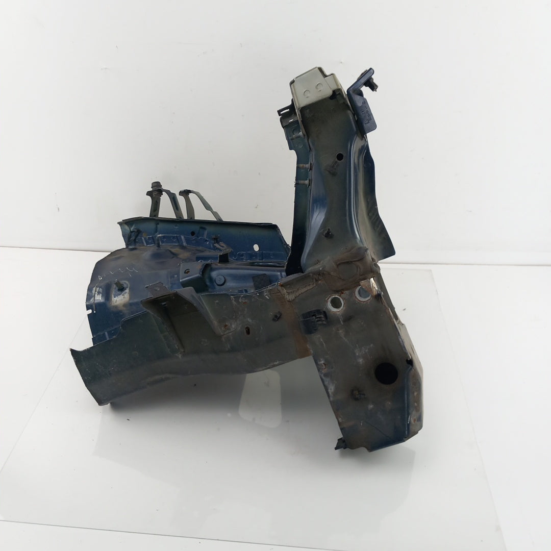 Рог носач преден ляв греда предна броня Z22A Ozean Blau Opel Astra J