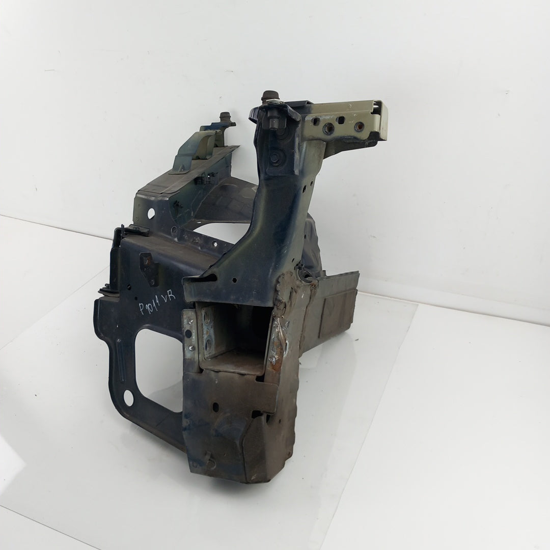 Рог носач преден десен греда предна броня Z22A Ozean Blau Opel Astra J