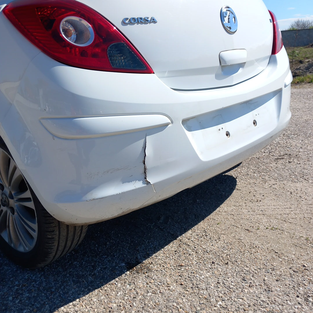 Opel Corsa D 1,4 Facelift A14XER white 3-doors 2011 / S0720 снимки