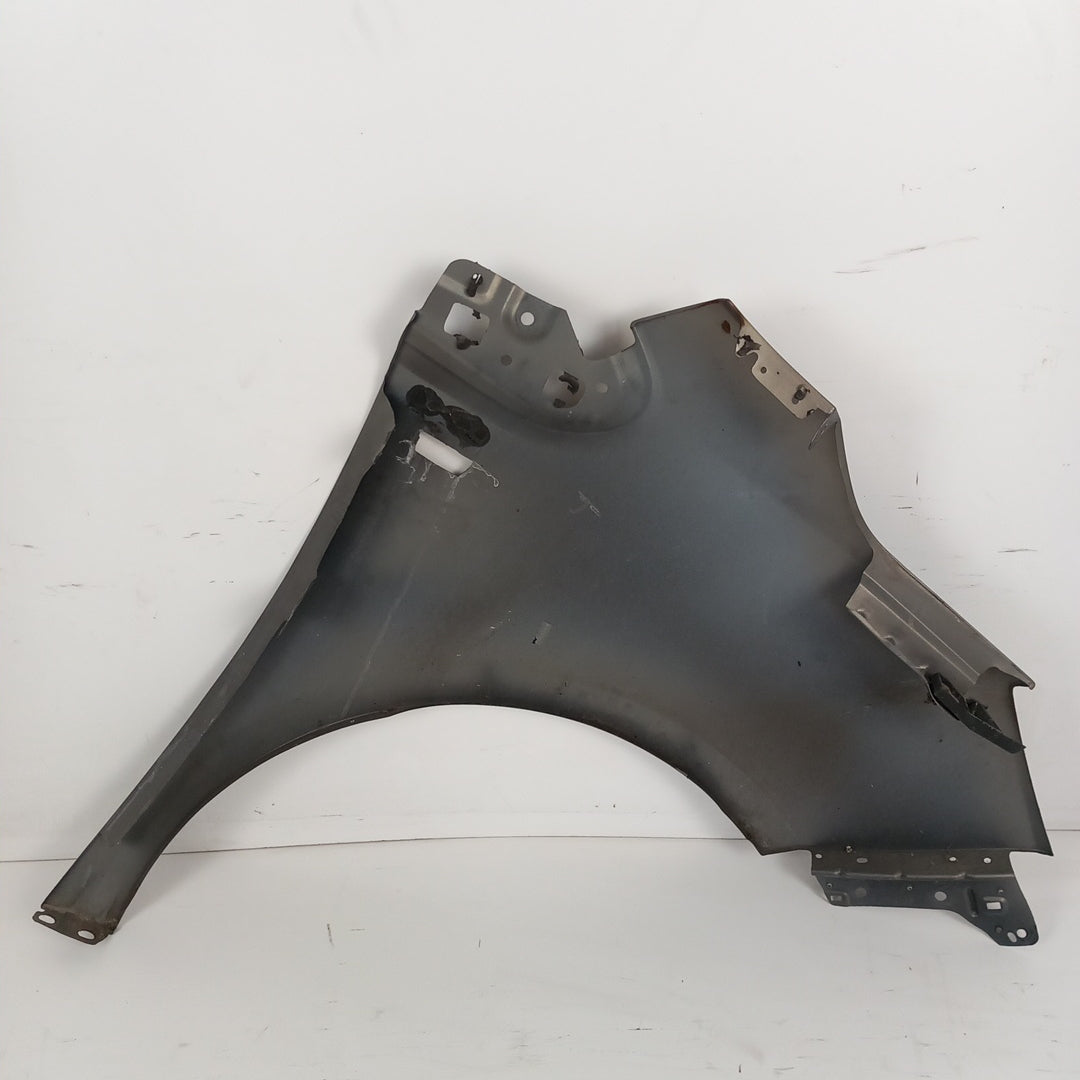 Калник преден ляв Z40W GJM кафяво Opel Meriva B