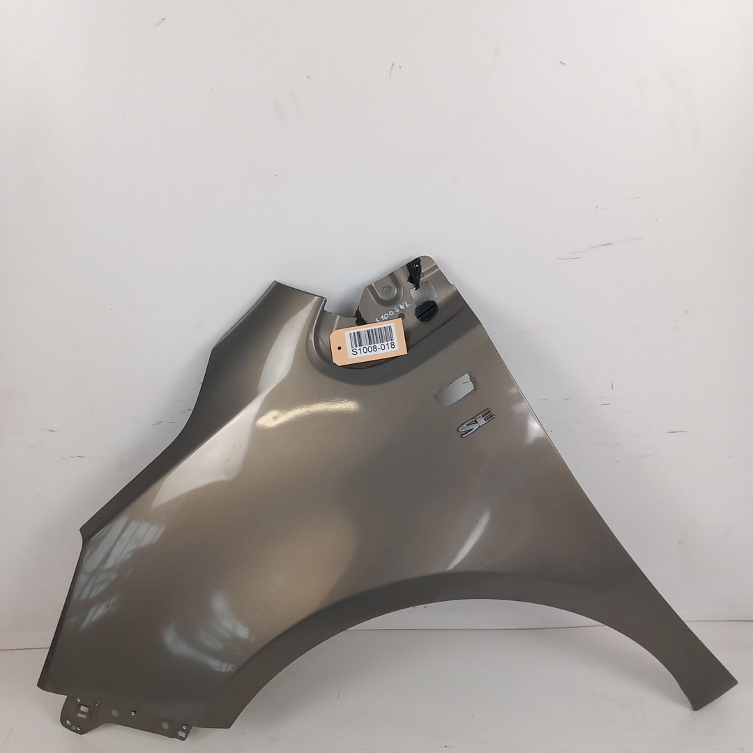 Калник преден ляв Z40W GJM кафяво Opel Meriva B