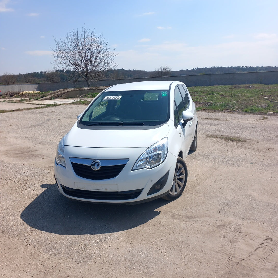 Opel Meriva B 1,4 Turbo A14NEL white 2012 / S1009 снимки