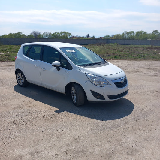 Opel Meriva B 1,4 Turbo A14NEL white 2012 / S1009 снимки