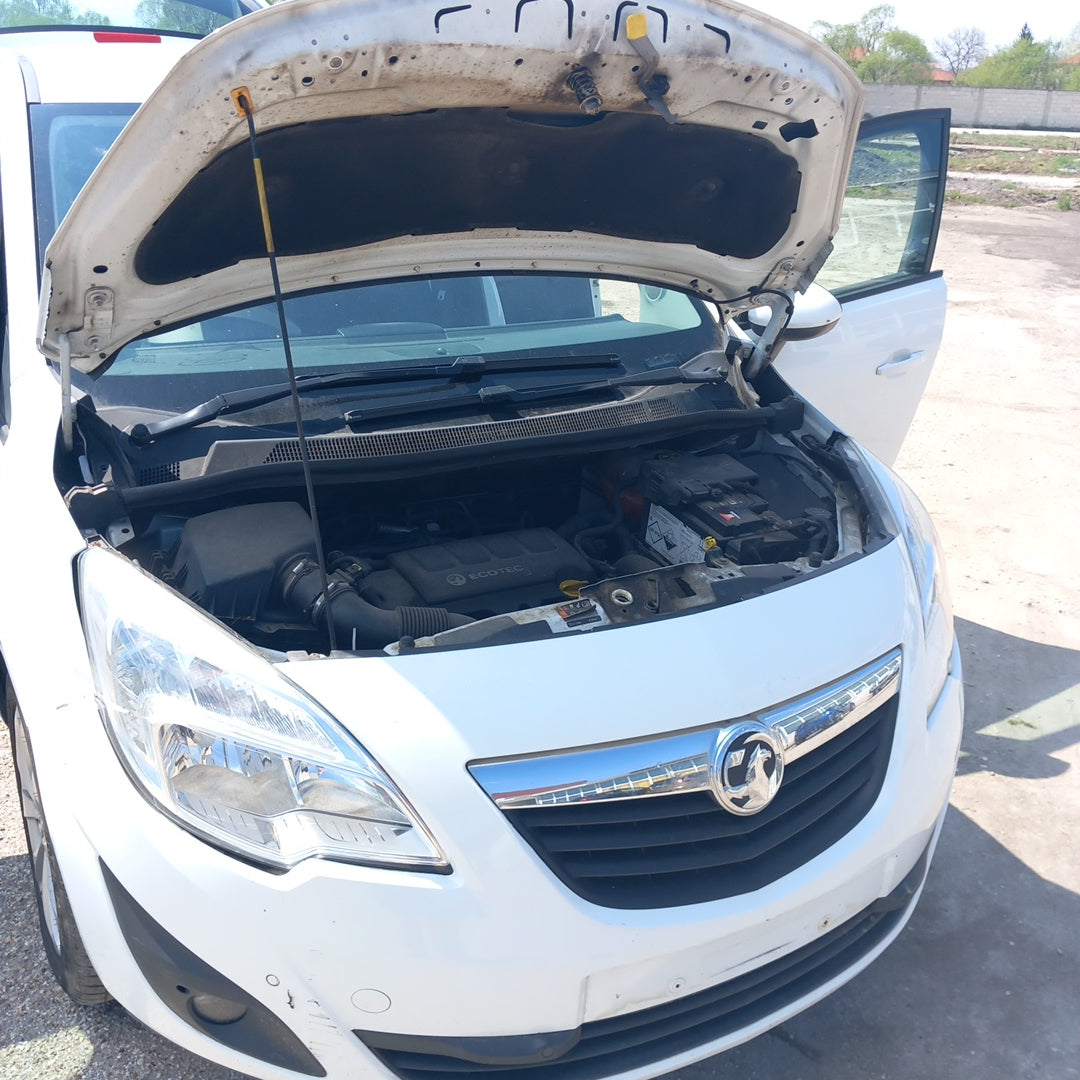 Opel Meriva B 1,4 Turbo A14NEL white 2012 / S1009 снимки