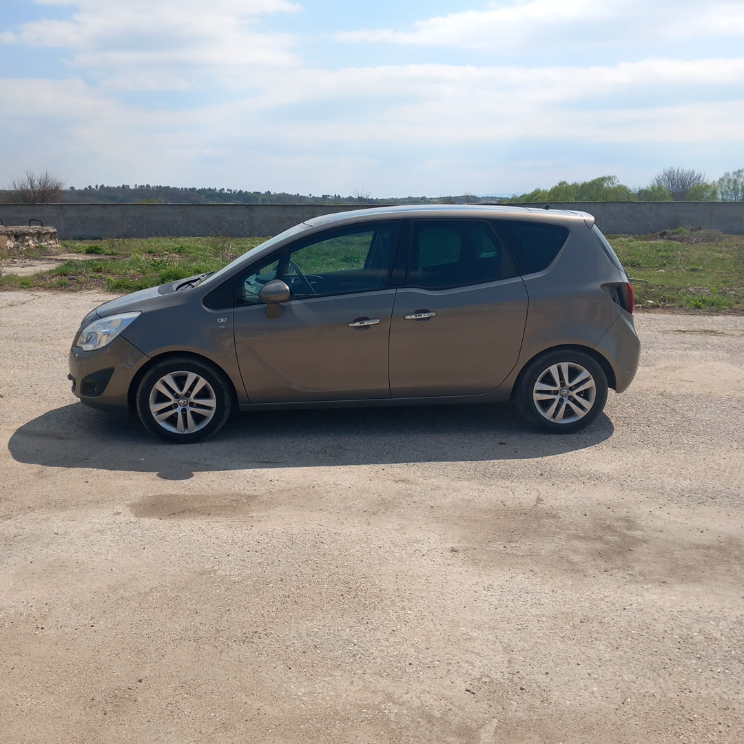Opel Meriva B 1,4 turbo A14NEL Brown 2011 / S1010 снимки