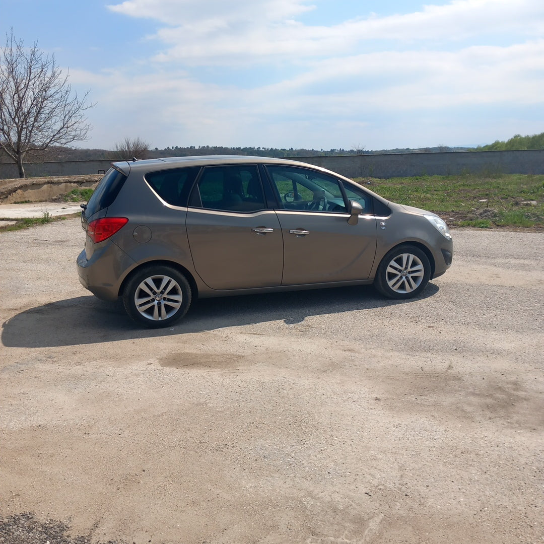 Opel Meriva B 1,4 turbo A14NEL Brown 2011 / S1010 снимки