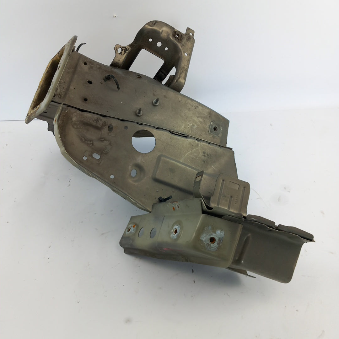 Преден ляв панел/рог Z40W Opel Meriva B 1,7 CDTI