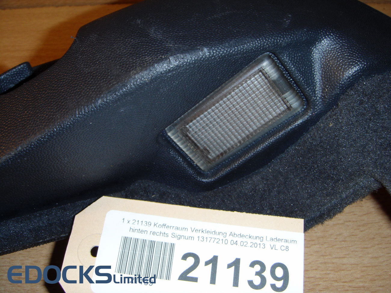 Ламперия на багажника капак товарно пространство задно дясно Signum Opel