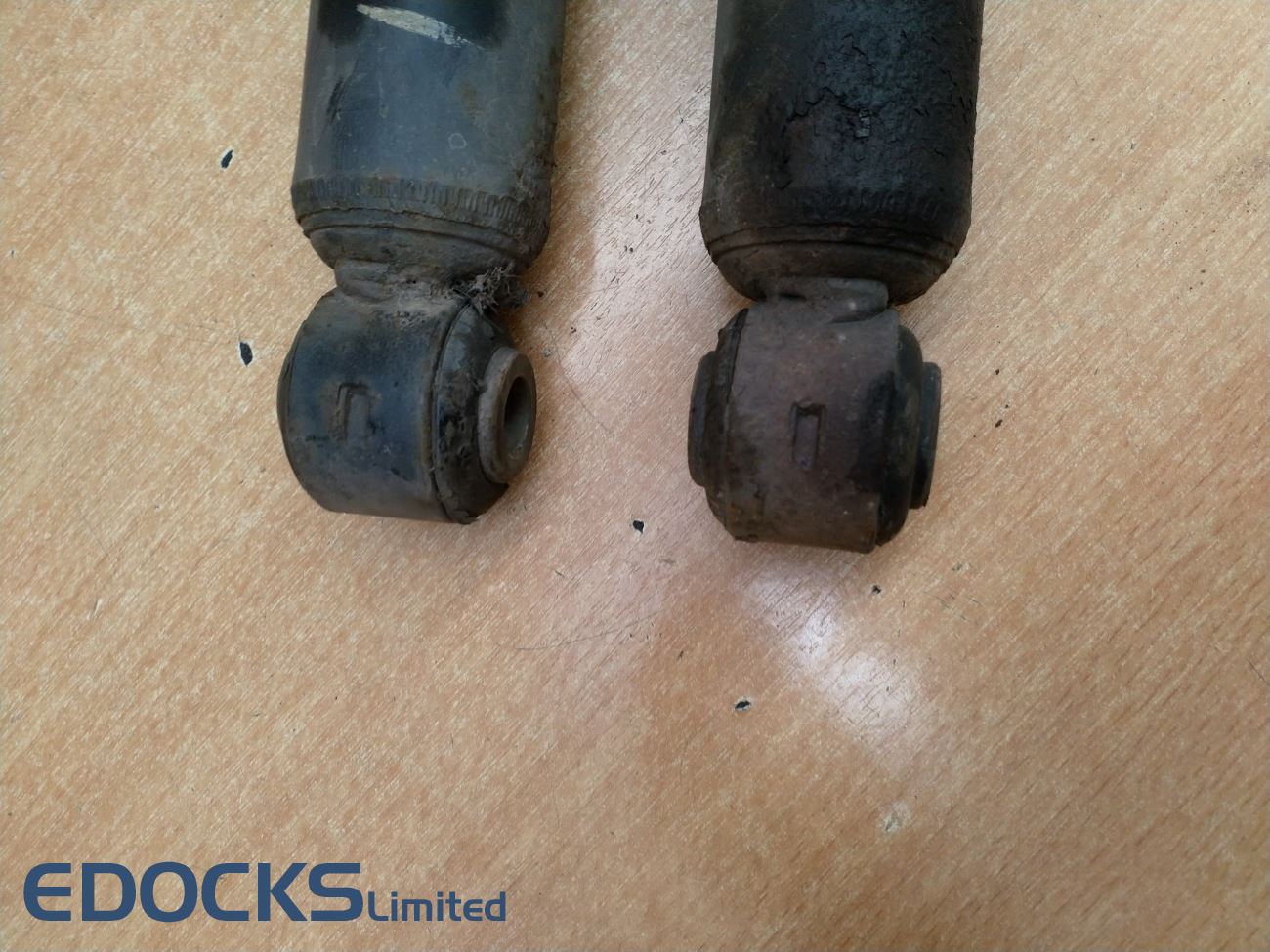 Комплект амортисьори заден ляв десен оригинални AATD Meriva B Opel